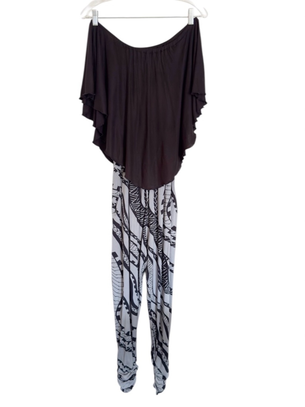 Missing Polynesia Flutter Off Shoulder Black Gray Jumpsuit size S/M